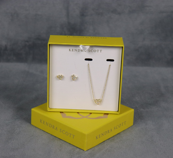 Gift yourself or a loved one the heart-shaped Anna Pendant and Earring Set from Kendra Scott x Target for a sweet, high-quality look that shines.