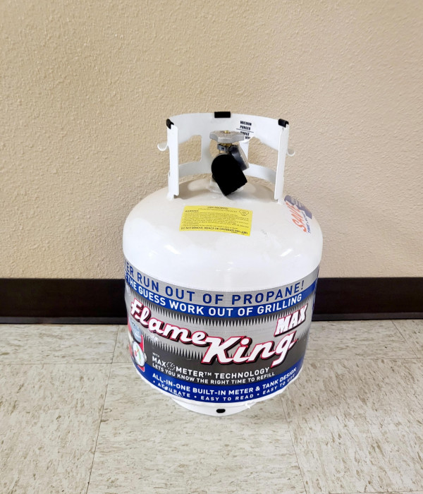 Perfect for grilling, comes with 1 free fill from Lamesa Butane