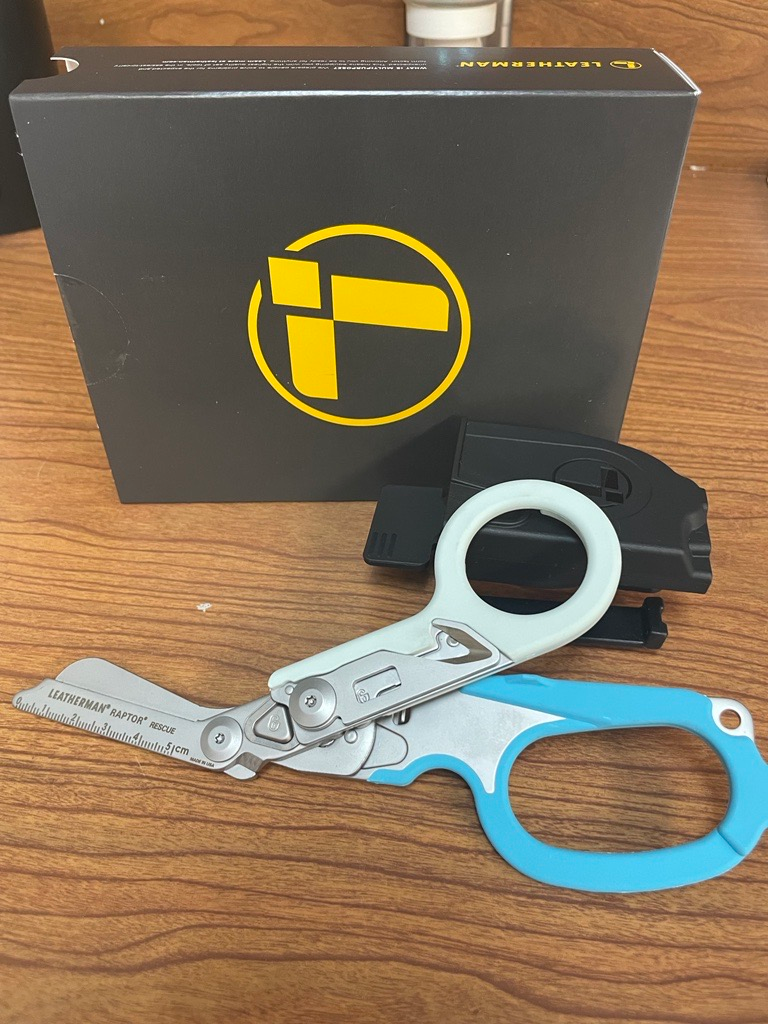 Leatherman rescue shears