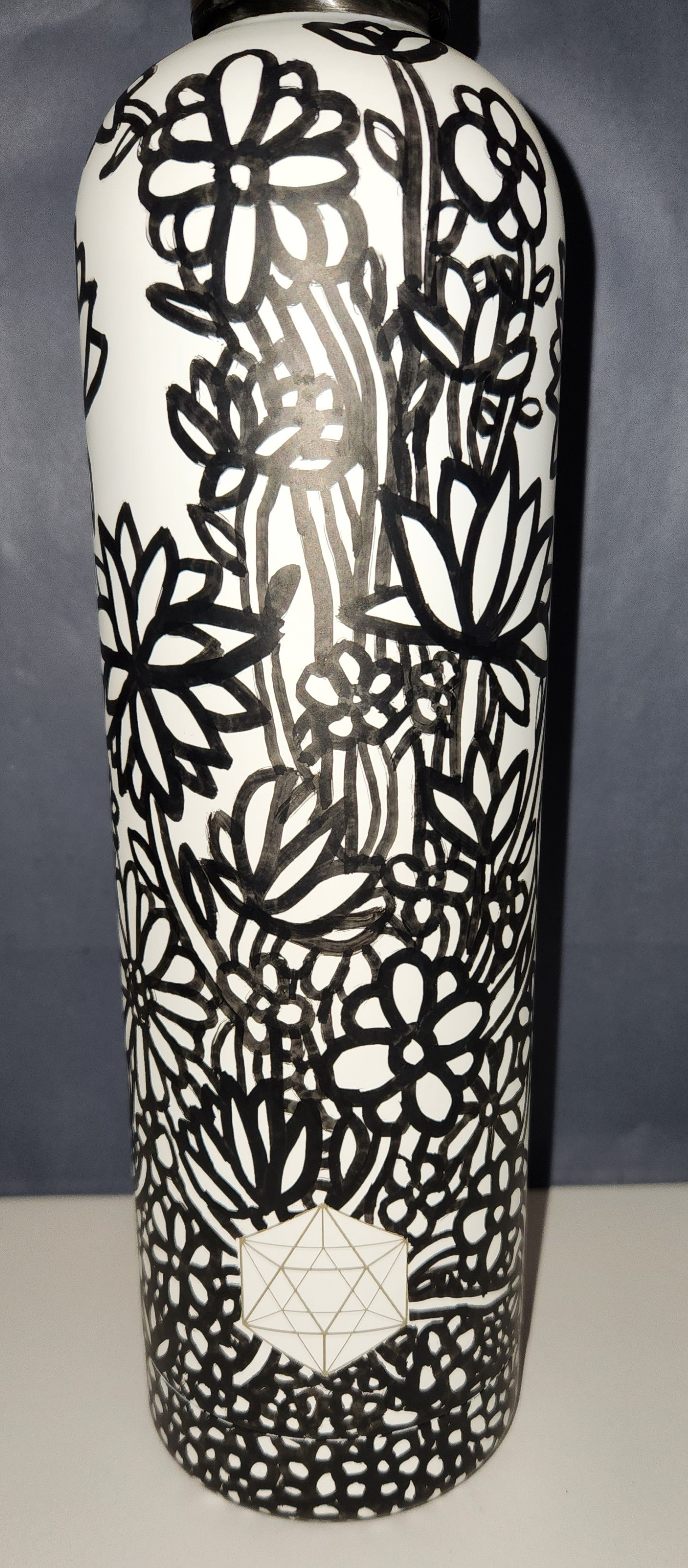 Custom ARC Waterbottle - art by Gabriel Marquez