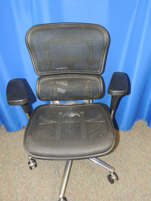 This Uline office chair will provide all the lumbar support that you need. Make it yours today.