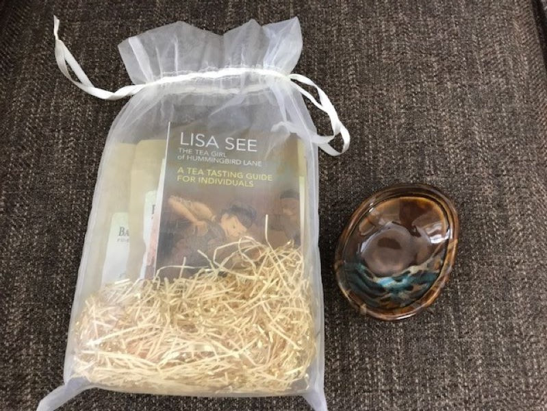 Lisa See Tea Tasting Kit (4 pkgs Pu-erh Tea) and Spoon Rest