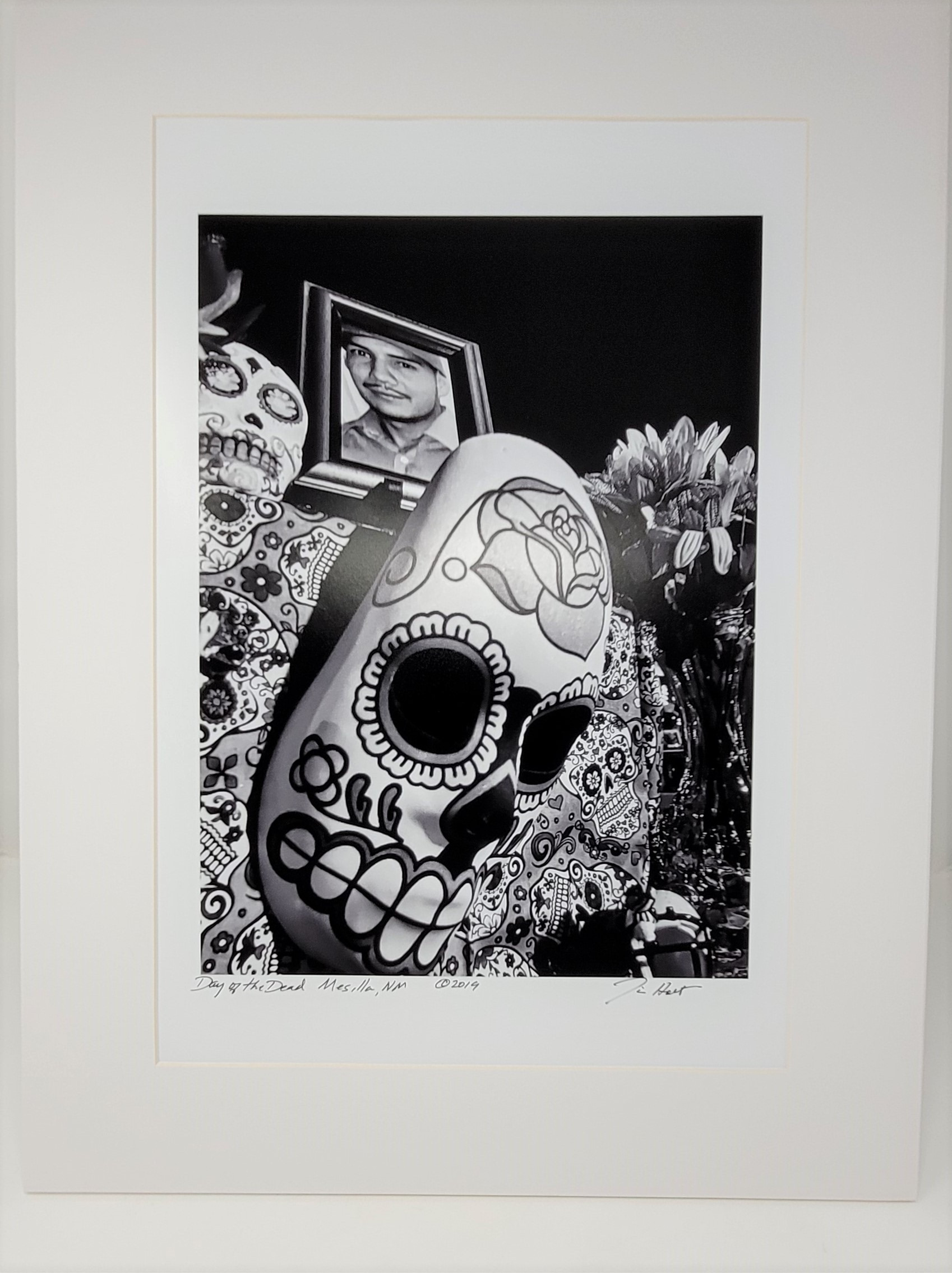 Beautifully framed, high contrast Day of the Dead photograph