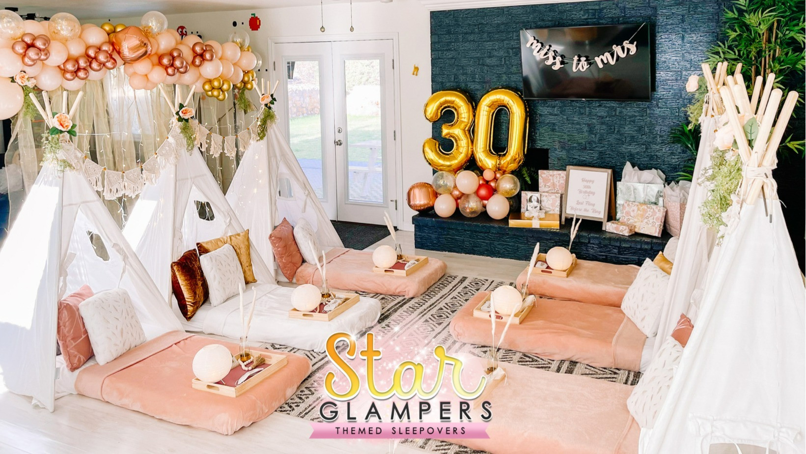 Fun for any age! Enjoy a four-tent sleepover with balloons provided by Star Glampers Parties. Includes a set of 24 pastel party straws  and ceramic party hat decoration.