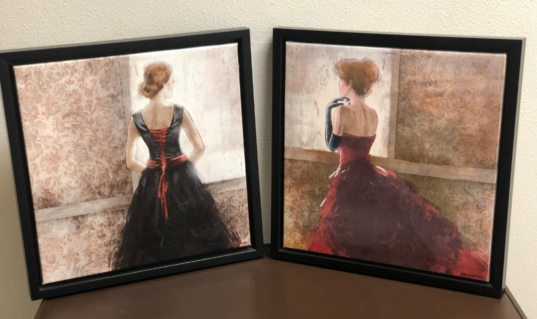 Framed Women Decorative Print in Frame